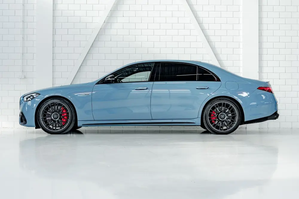 Mercedes-Benz S-Klasse AMG 63 S E Performance uit 2024, foto 2