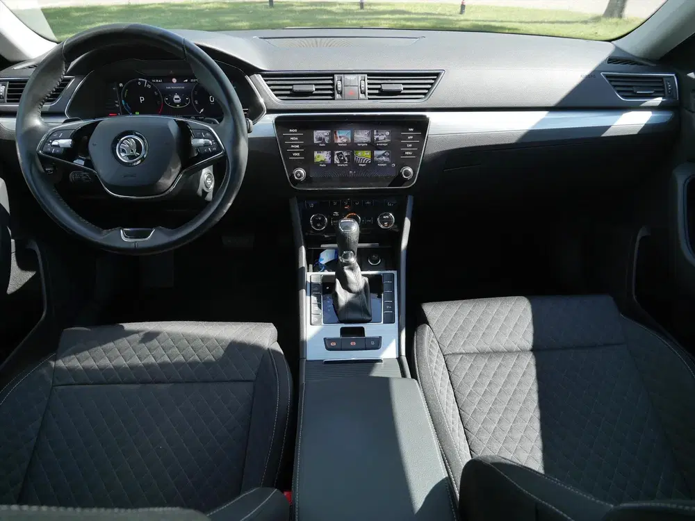 Skoda Superb 1.4 TSI PHEV 217pk DSG-6 Business Edition uit 2023, foto 8