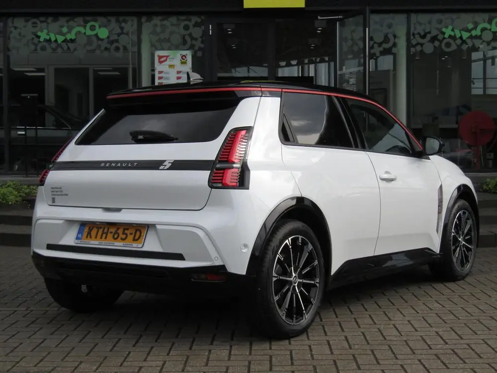 Renault 5 52kWh 150pk comfort range Iconic Cinq / Pack Winte uit 2026, foto 2