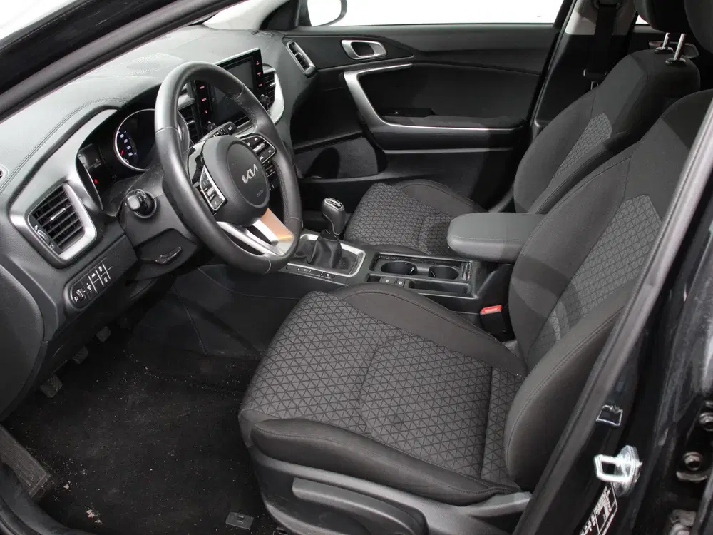 Kia Ceed 1.0 T-GDi 120pk Dynamic Line Climate co uit 2023, foto 9