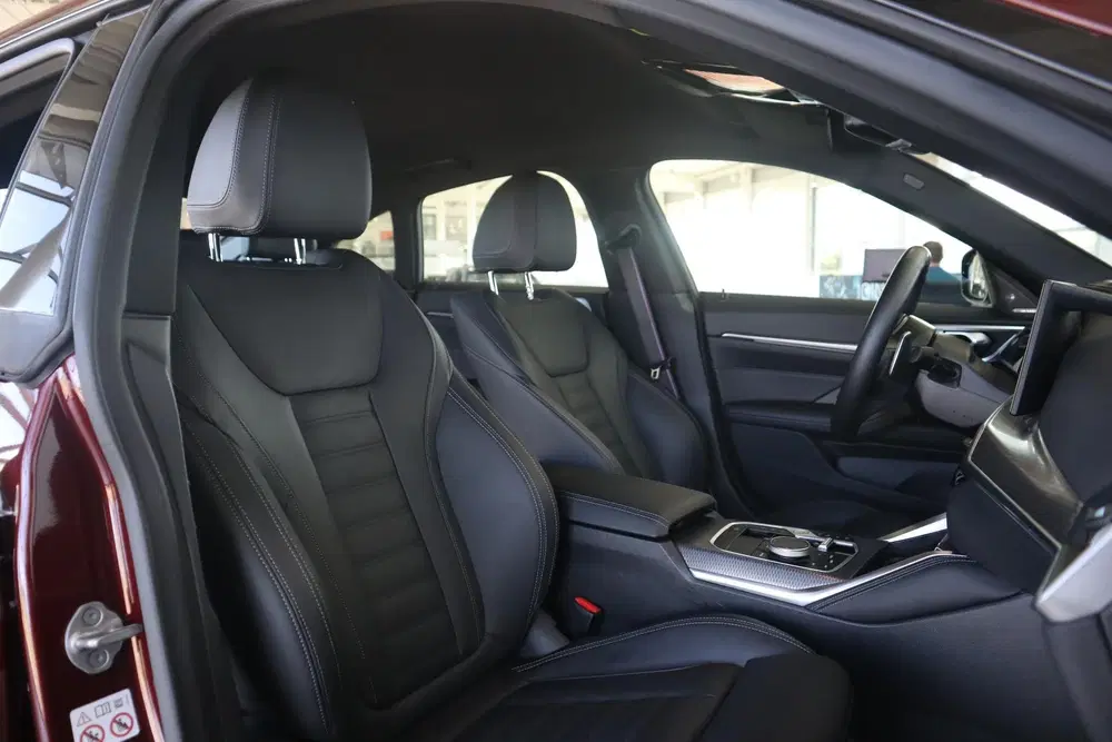 BMW 4-serie 420i Gran Coupe uit 2023, foto 8