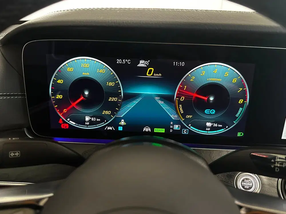 Mercedes-Benz E-Klasse 300 e 4MATIC AMG LINE PANO 360 CAMERA uit 2022, foto 11