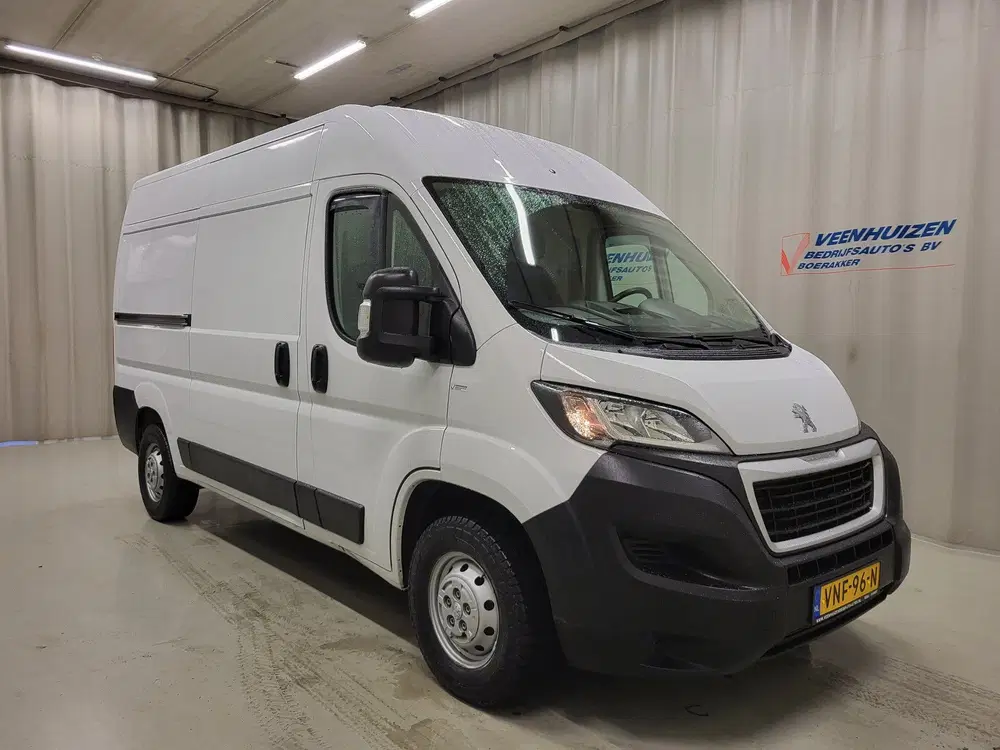 Peugeot Boxer 2.2BlueHDi 120pk L2 uit 2021, foto 17