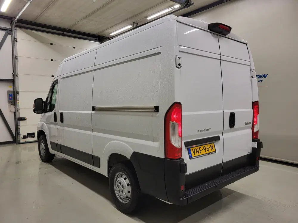 Peugeot Boxer 2.2BlueHDi 120pk L2 uit 2021, foto 18