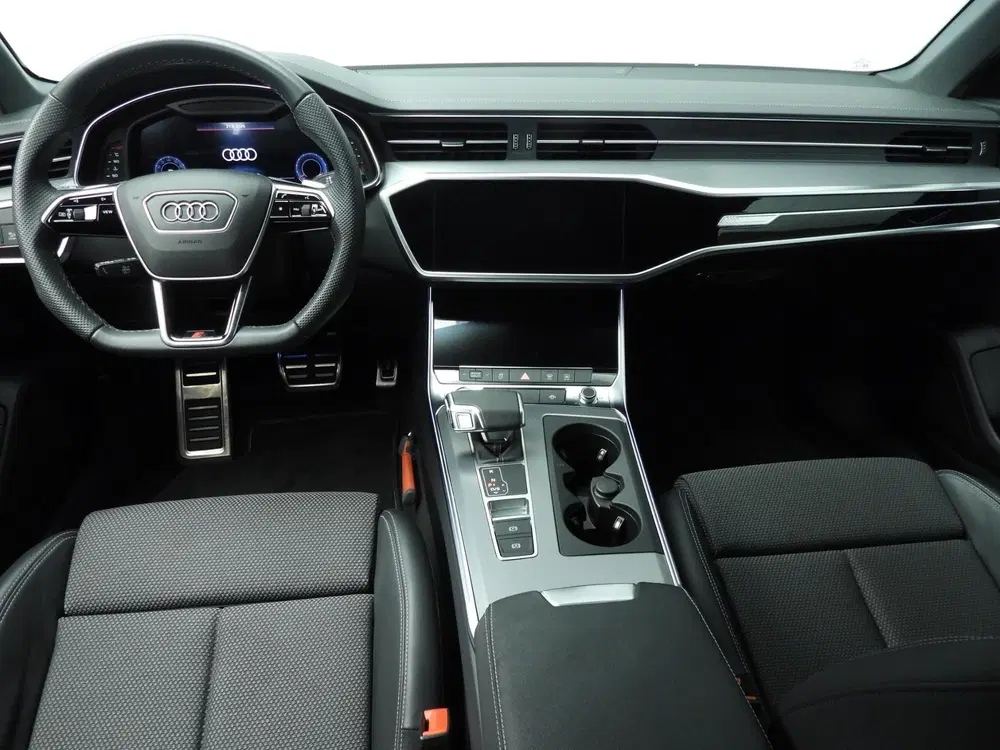 Audi A6 40 TFSI S Line Competition uit 2025, foto 10