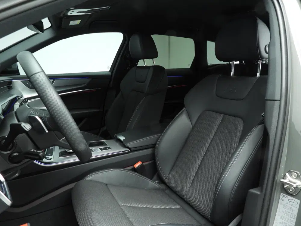 Audi A6 40 TFSI S Line Competition uit 2025, foto 7
