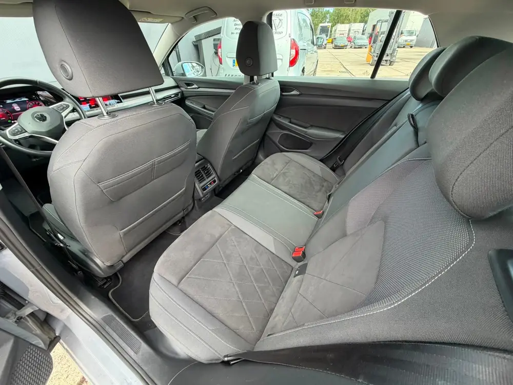 Volkswagen Golf 1.4 eHybrid STYLE NARDO schitterende auto 1e uit 2023, foto 12