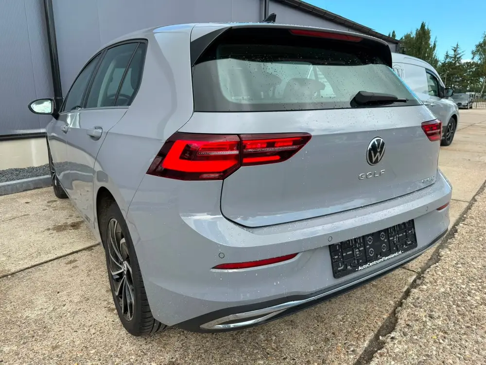Volkswagen Golf 1.4 eHybrid STYLE NARDO schitterende auto 1e uit 2023, foto 9
