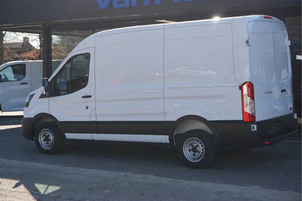 Ford Transit 290M 105PK L2H2 BPM VRIJ Airco uit 2024, foto 3