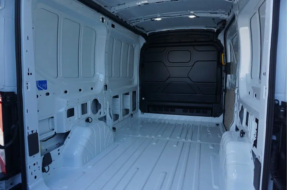 Ford Transit 290M 105PK L2H2 BPM VRIJ Airco uit 2024, foto 7