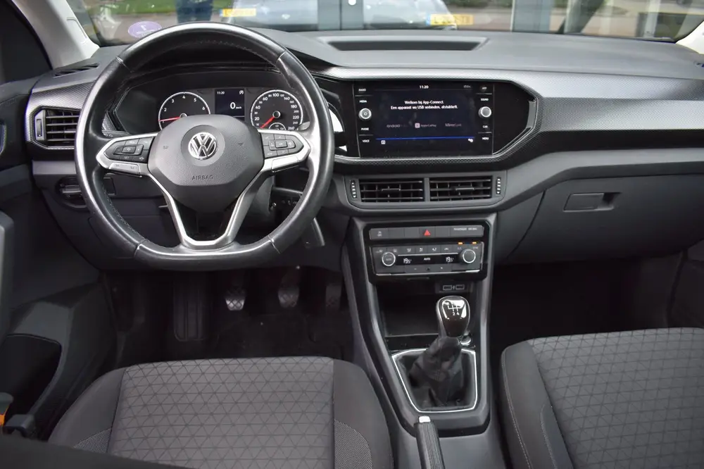 Volkswagen T-Cross 1.0 TSI Life | CAMERA | TREKHAAK | APPLE uit 2020, foto 6