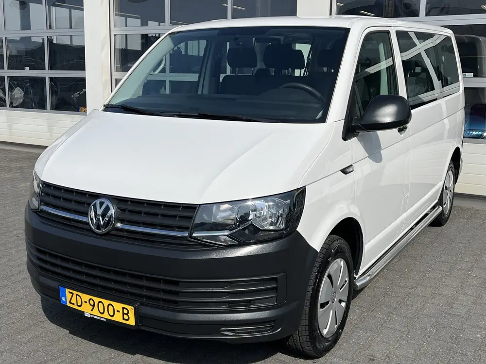 Volkswagen Transporter Kombi 2.0 TDI L1H1 Airco 9 persoons C uit 2019, foto 2
