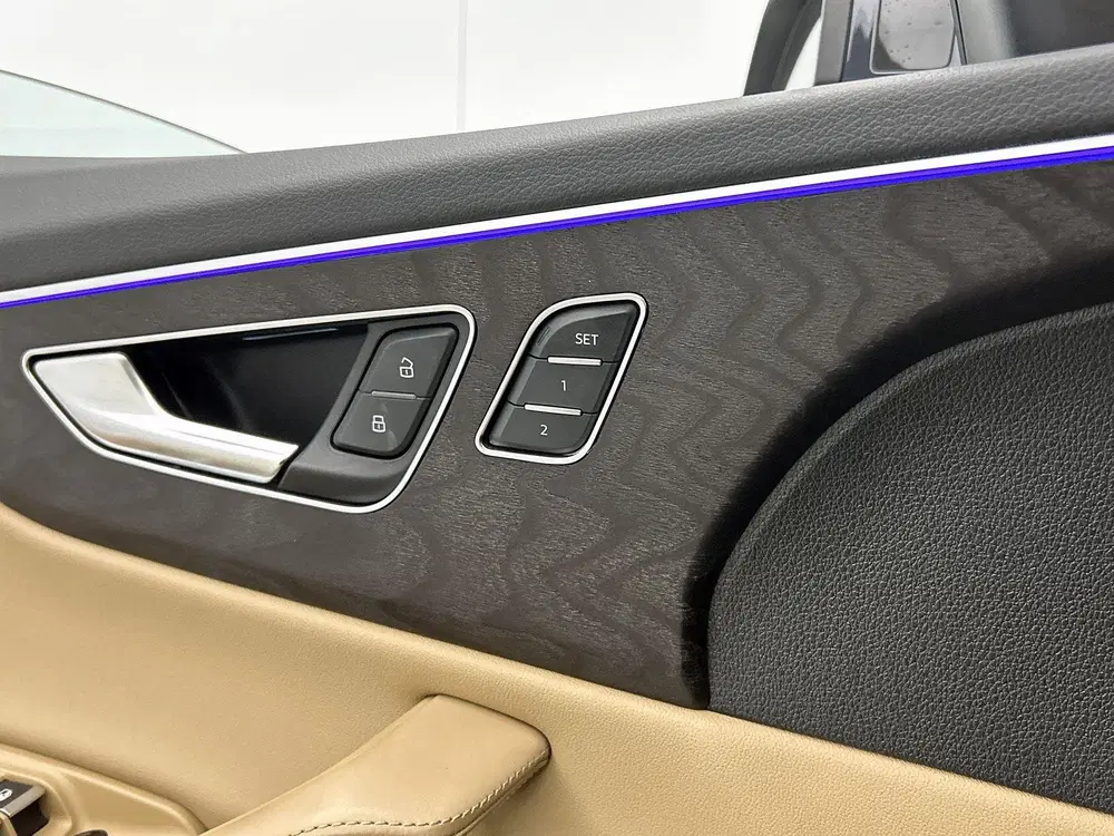 Audi Q8 55 TFSI e quattro Pro Line Advanced uit 2022, foto 9