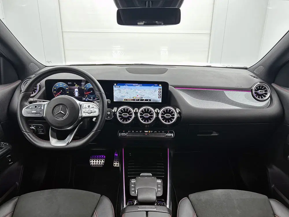 Mercedes-Benz GLA 200 Business Solution AMG uit 2021, foto 4