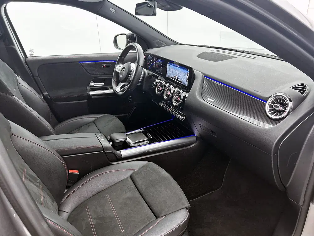 Mercedes-Benz GLA 200 Business Solution AMG uit 2021, foto 6