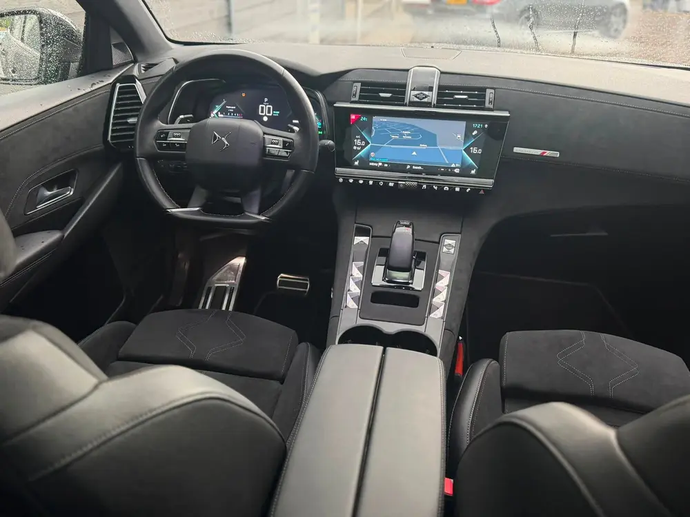 DS Automobiles DS 7 Crossback DS 7 Crossback E-Tense Performance Line uit 2022, foto 19