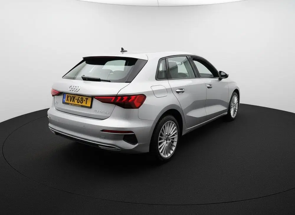 Audi A3 40 TFSIe 204PK HYBRIDE S-LINE SPORT ADVANC uit 2022, foto 5