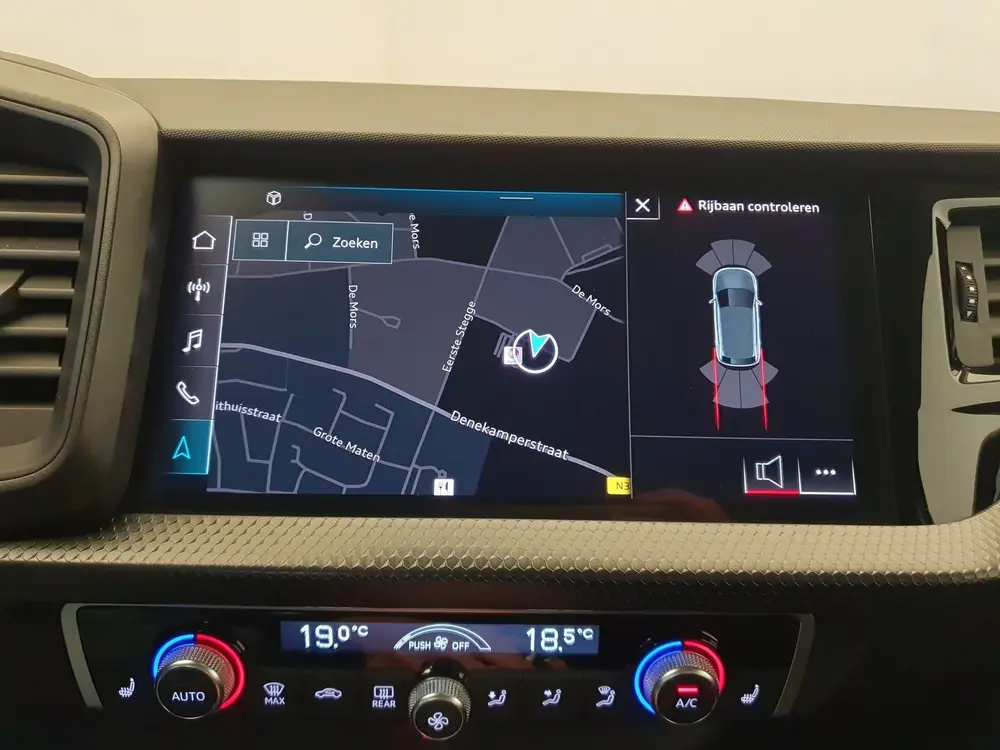 Audi A1 30 TFSI 110pk S-Tronic S-Line Cruise contr uit 2023, foto 11