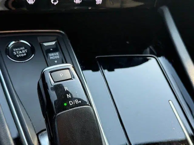 Peugeot 508 1.6 HYbride 225pk e-EAT8 GT-line panoramad uit 2022, foto 12
