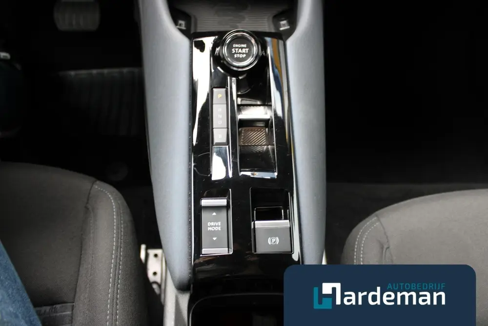 Alfa Romeo Junior Elettrica 54 kWh Carplay Clima uit 2025, foto 17