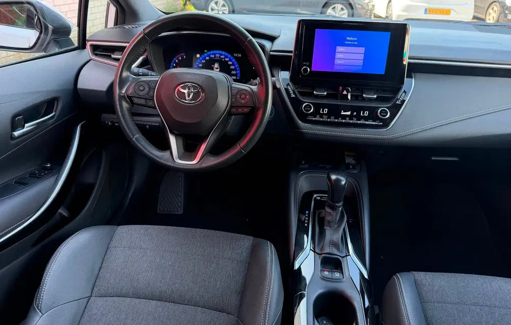 Toyota Corolla 1.8 Hybrid Dynamic uit 2022, foto 11