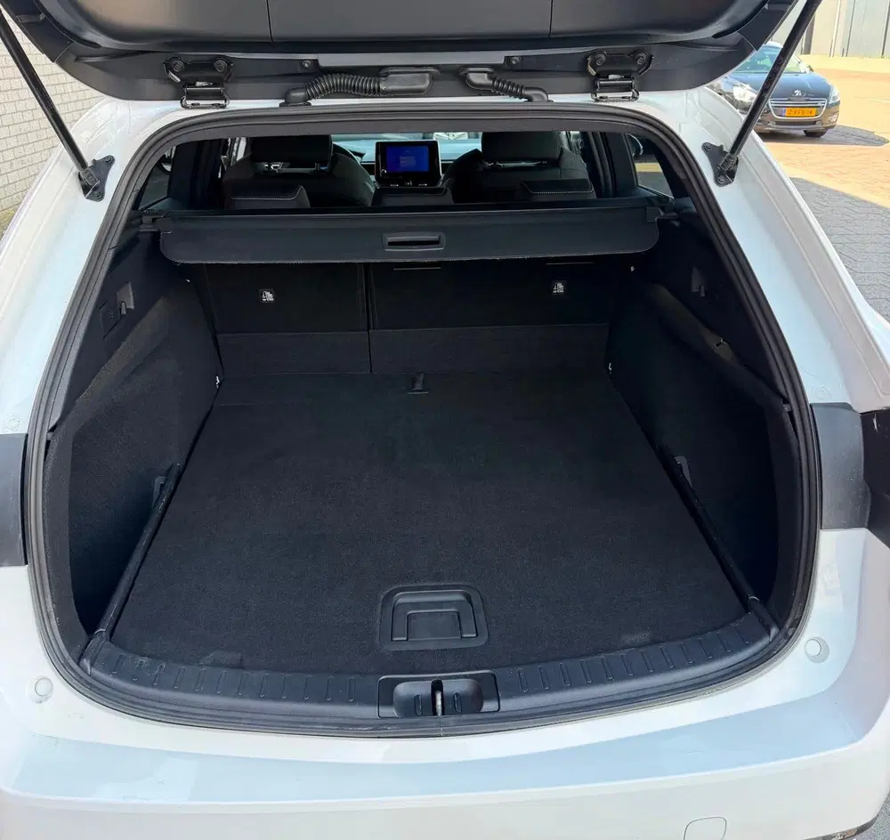 Toyota Corolla 1.8 Hybrid Dynamic uit 2022, foto 19