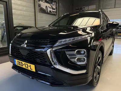 Mitsubishi Eclipse Cross 2.4 PHEV Black Edition Adaptive Cru uit 2025