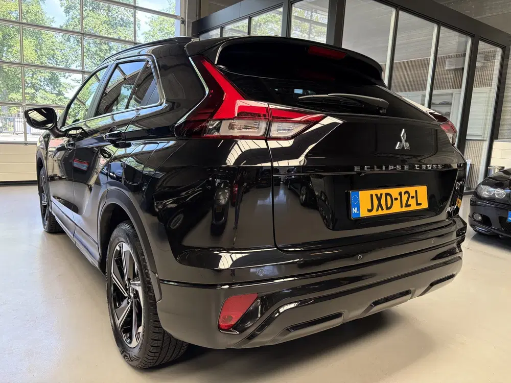 Mitsubishi Eclipse Cross 2.4 PHEV Black Edition Adaptive Cru uit 2025, foto 2