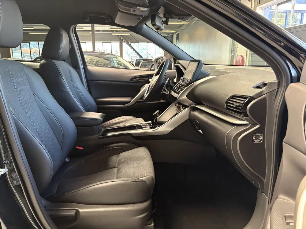 Mitsubishi Eclipse Cross 2.4 PHEV Black Edition Adaptive Cru uit 2025, foto 20