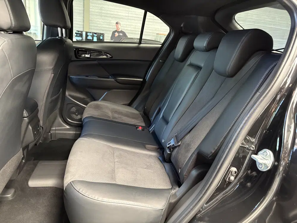 Mitsubishi Eclipse Cross 2.4 PHEV Black Edition Adaptive Cru uit 2025, foto 4
