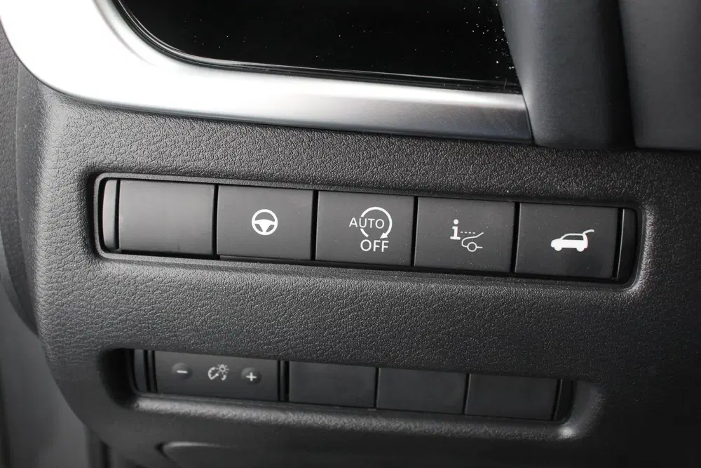 Nissan Qashqai 1.3 MHEV DIG-T 158pk Xtronic Tekna Navigat uit 2023, foto 13