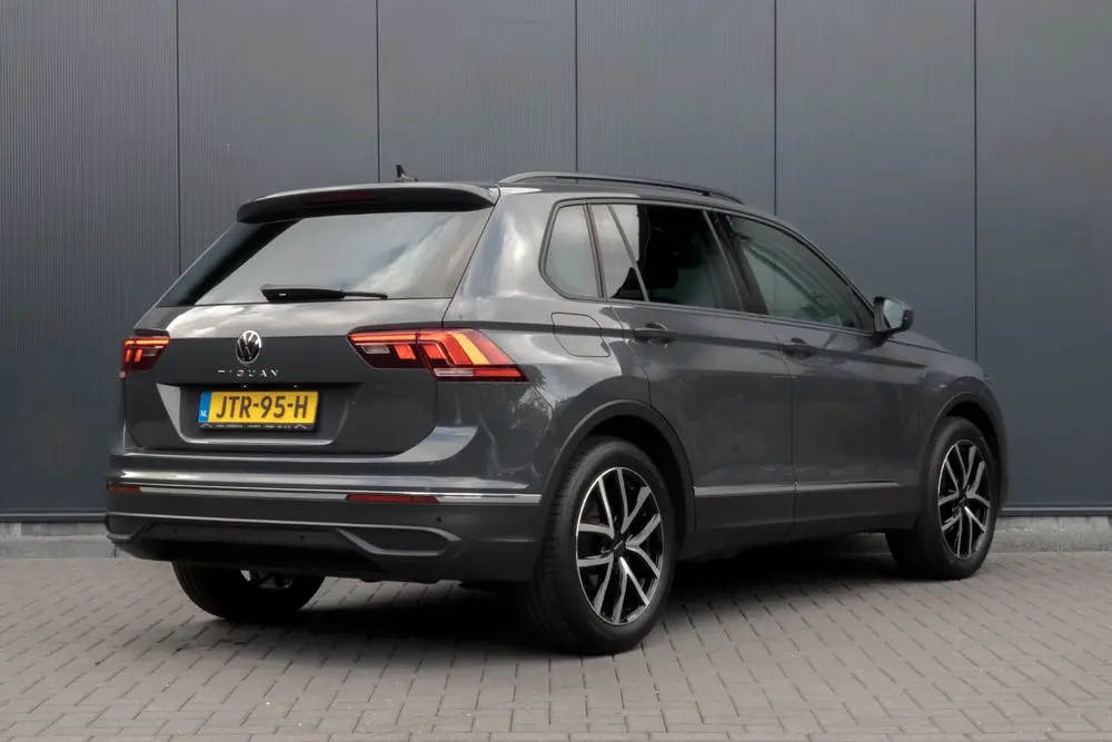 Volkswagen Tiguan 1.5 TSI Life Business | Apple Carplay | AC uit 2023, foto 2