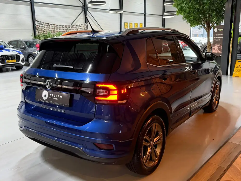 Volkswagen T-Cross 1.0 TSI R-Line DSG|ACC|Lane Assist|CarPla uit 2020, foto 2