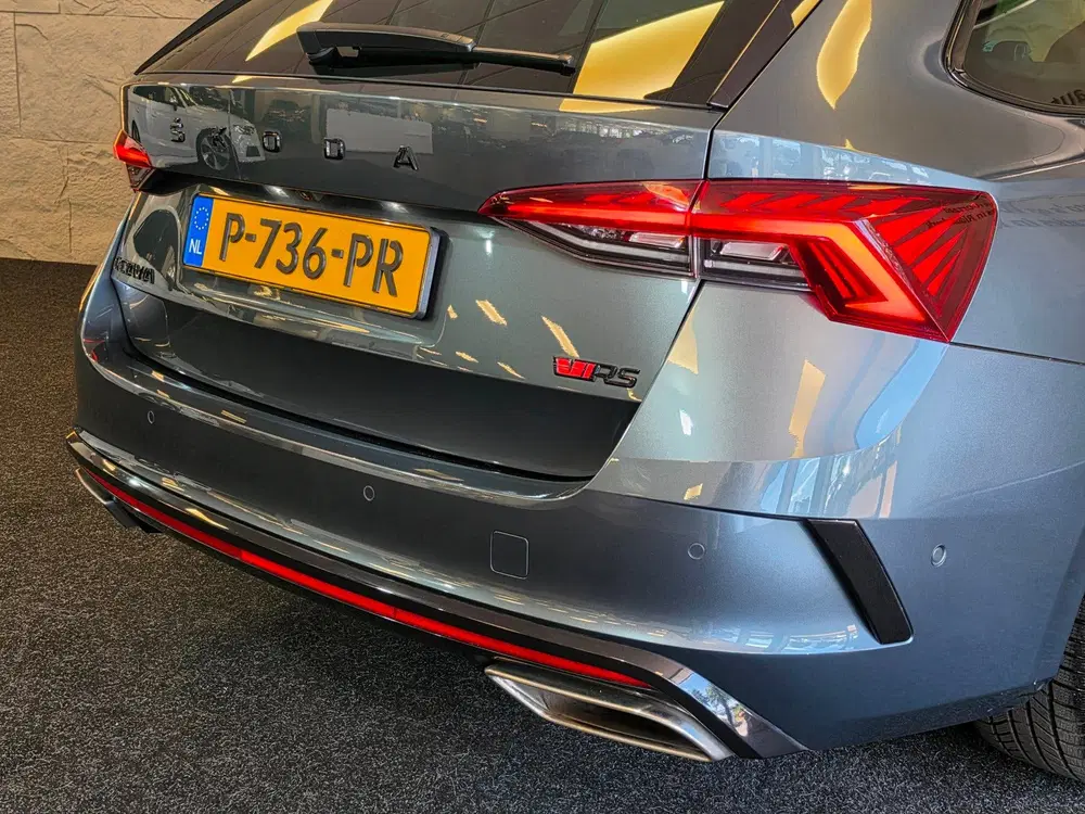 Skoda Octavia 2.0 TSI iV RS 245pk uit 2021, foto 12