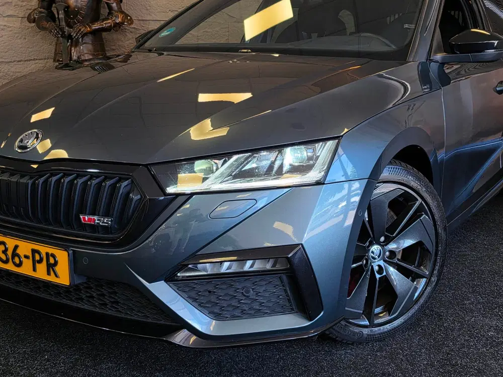 Skoda Octavia 2.0 TSI iV RS 245pk uit 2021, foto 4