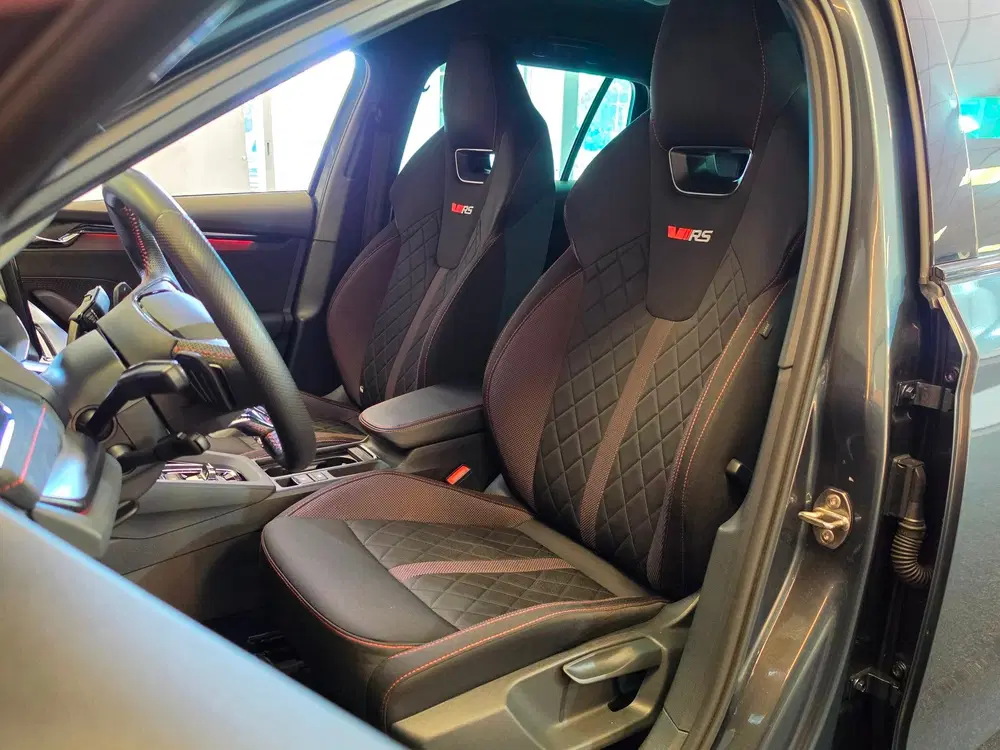 Skoda Octavia 2.0 TSI iV RS 245pk uit 2021, foto 8