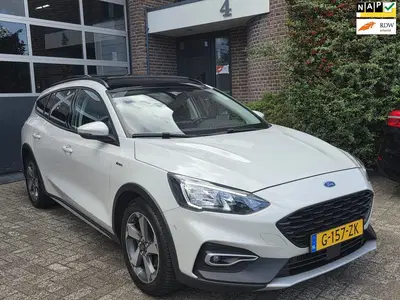 Ford Focus 1.0 EcoBoost Active Business Pano uit 2020