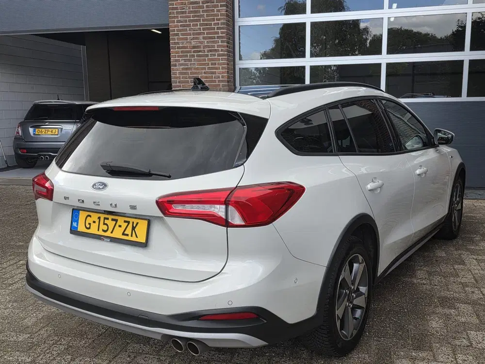 Ford Focus 1.0 EcoBoost Active Business Pano uit 2020, foto 14