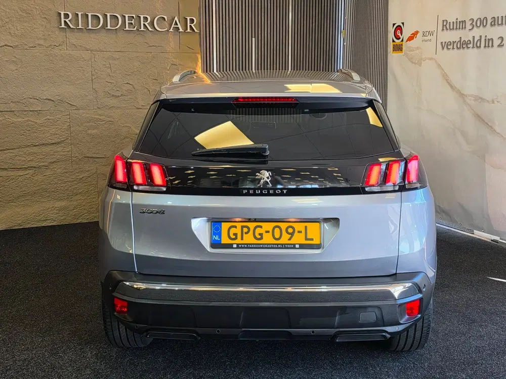 Peugeot 3008 1.2 PureTech Blue Premium uit 2019, foto 7