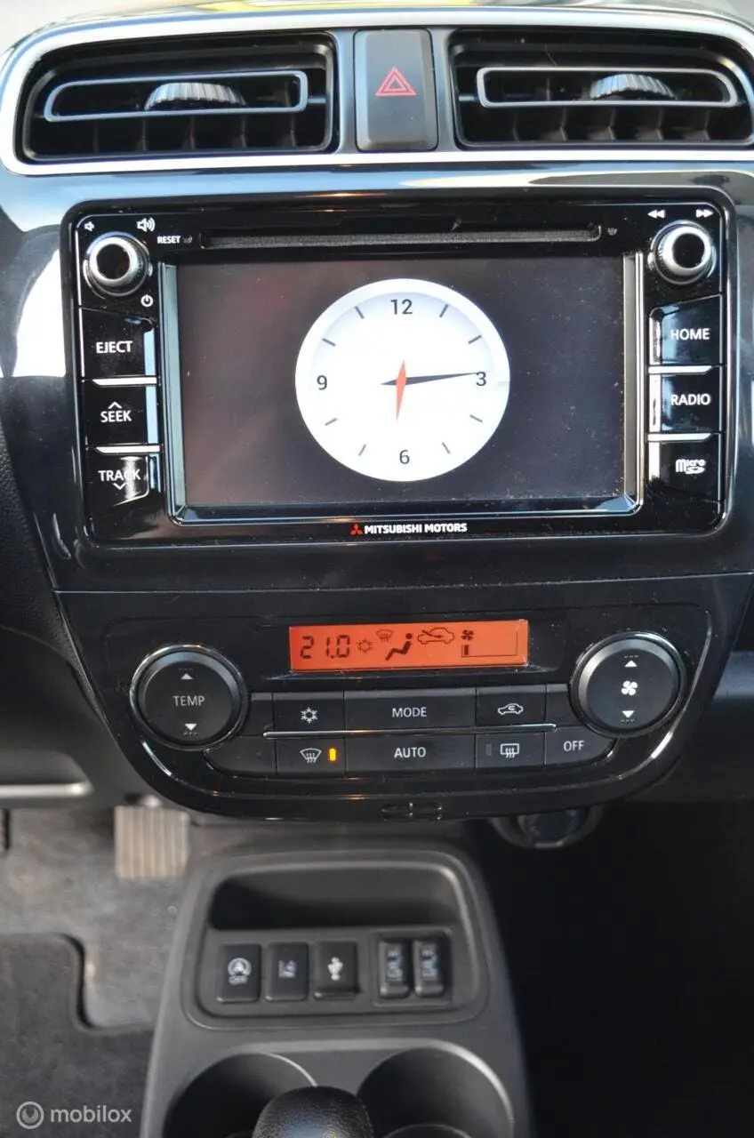 Mitsubishi Space Star 1.2 Instyle Automaat uit 2020, foto 13