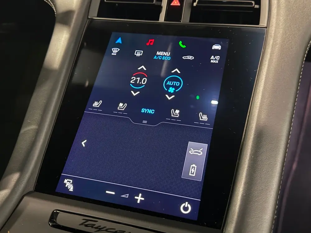 Porsche Taycan 4S Performance 84 kWh uit 2020, foto 13