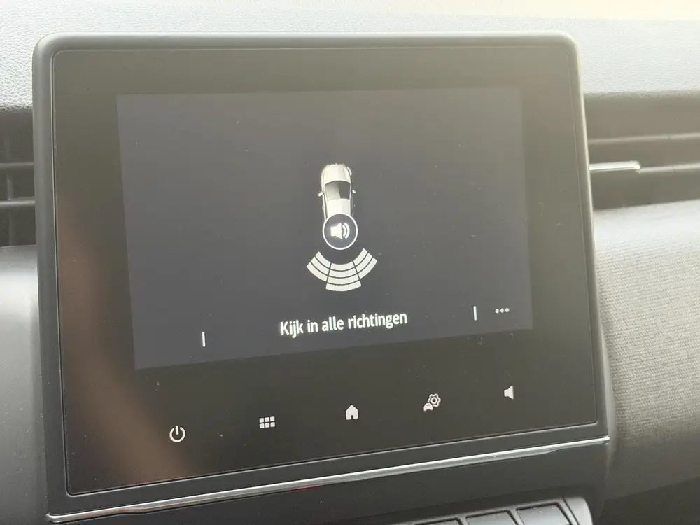 Renault Clio 1.6 E-Tech Full Hybrid 145 evolution uit 2024, foto 10