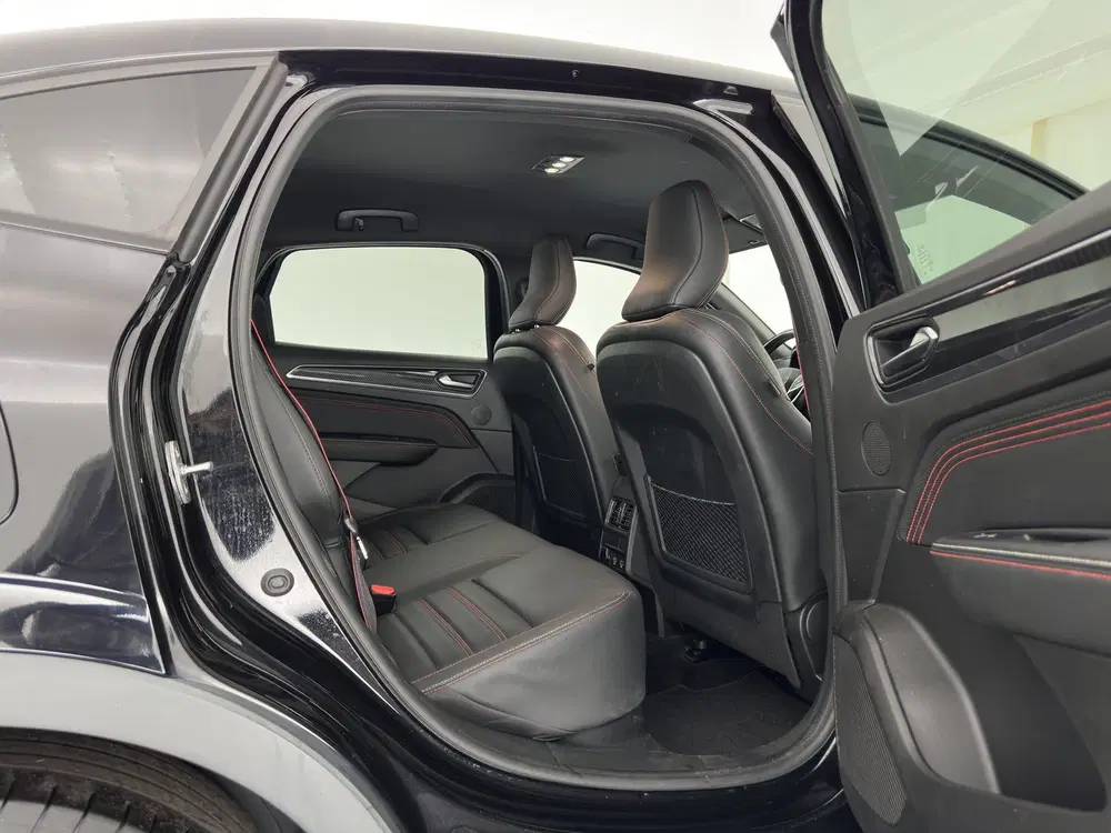Renault Arkana 1.6 E-Tech Hybrid 145 R.S. Line (INCL-BTW) uit 2022, foto 11