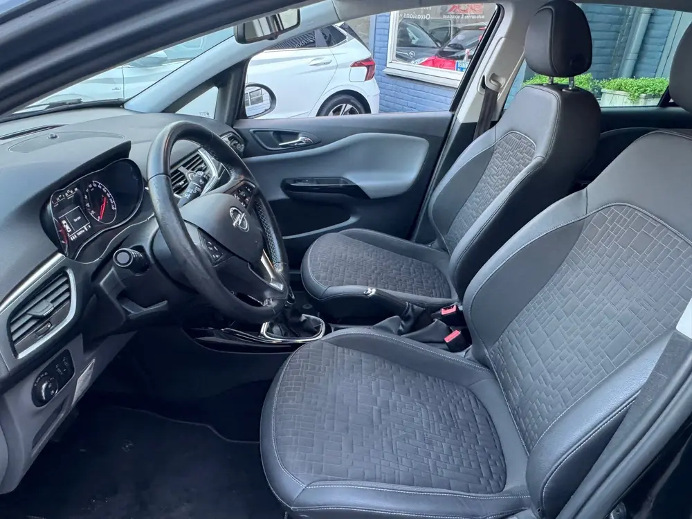 Opel Corsa 1.4 Online Edition uit 2019, foto 9