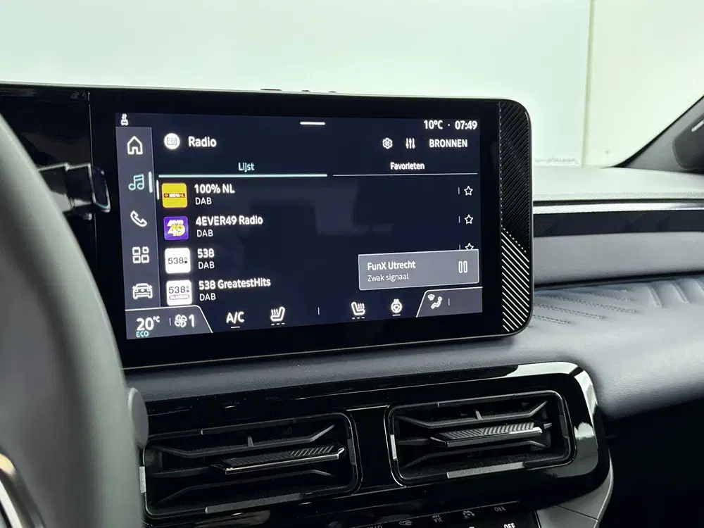 Nissan Micra EVOLVE 52 kWh 150PK uit 2026, foto 20