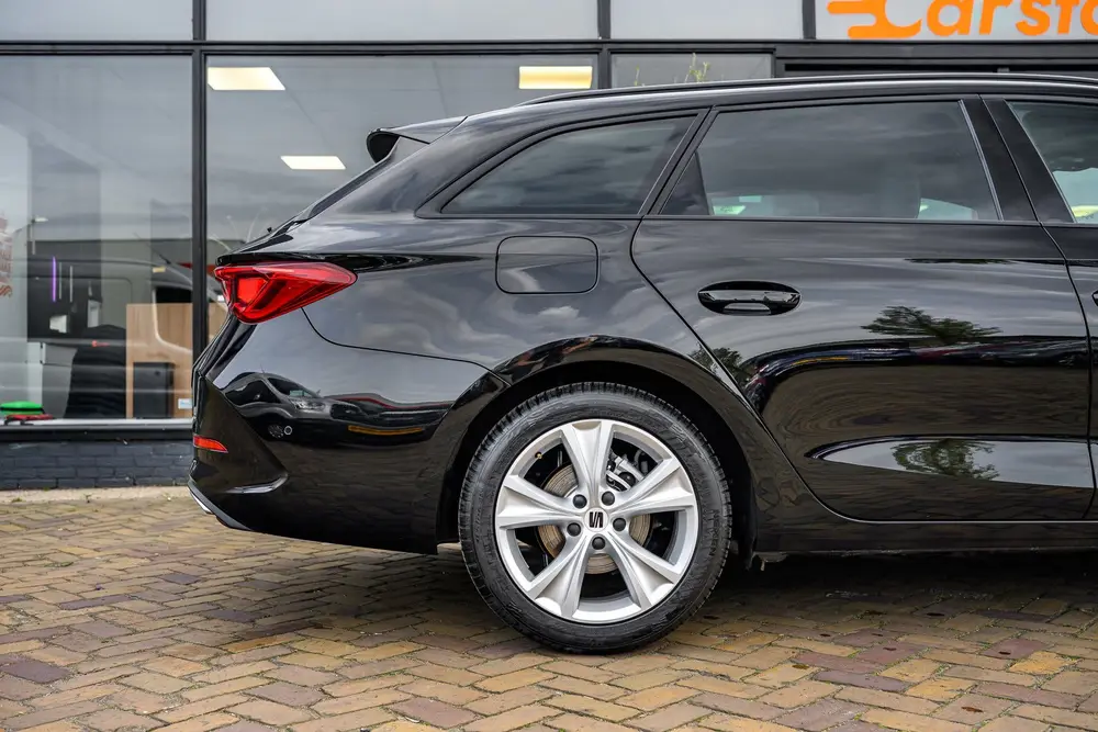 SEAT Leon 1.5 eTSI FR Bus uit 2025, foto 7