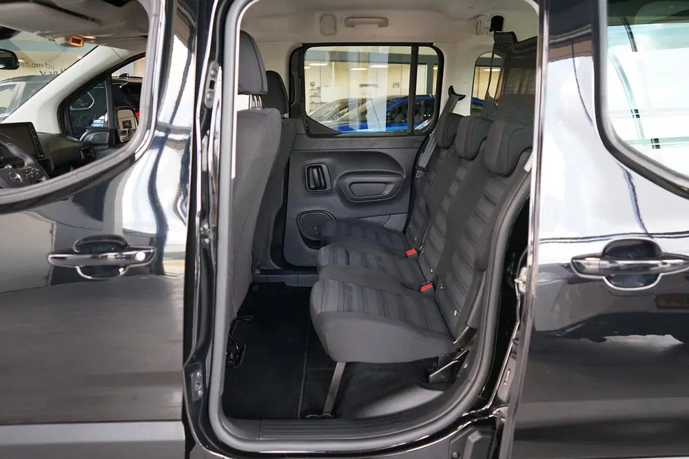 Opel Combo 1.2 Turbo L1H1 Edition CARPLAY uit 2020, foto 6