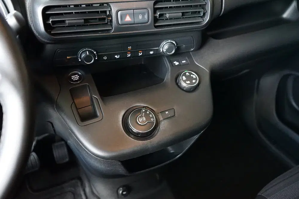Opel Combo 1.2 Turbo L1H1 Edition CARPLAY uit 2020, foto 7