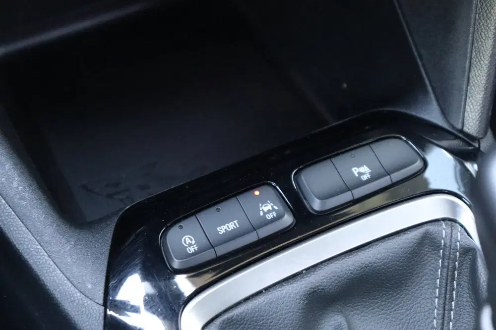 Opel Corsa orgNL camera pdc carplay uit 2021, foto 17