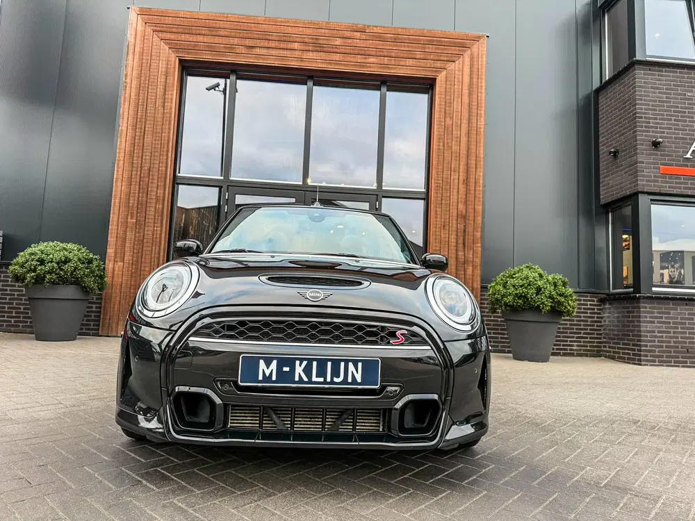 Mini Cabrio 2.0 Cooper S MINI Yours F1 aut 178pk uit 2022, foto 3